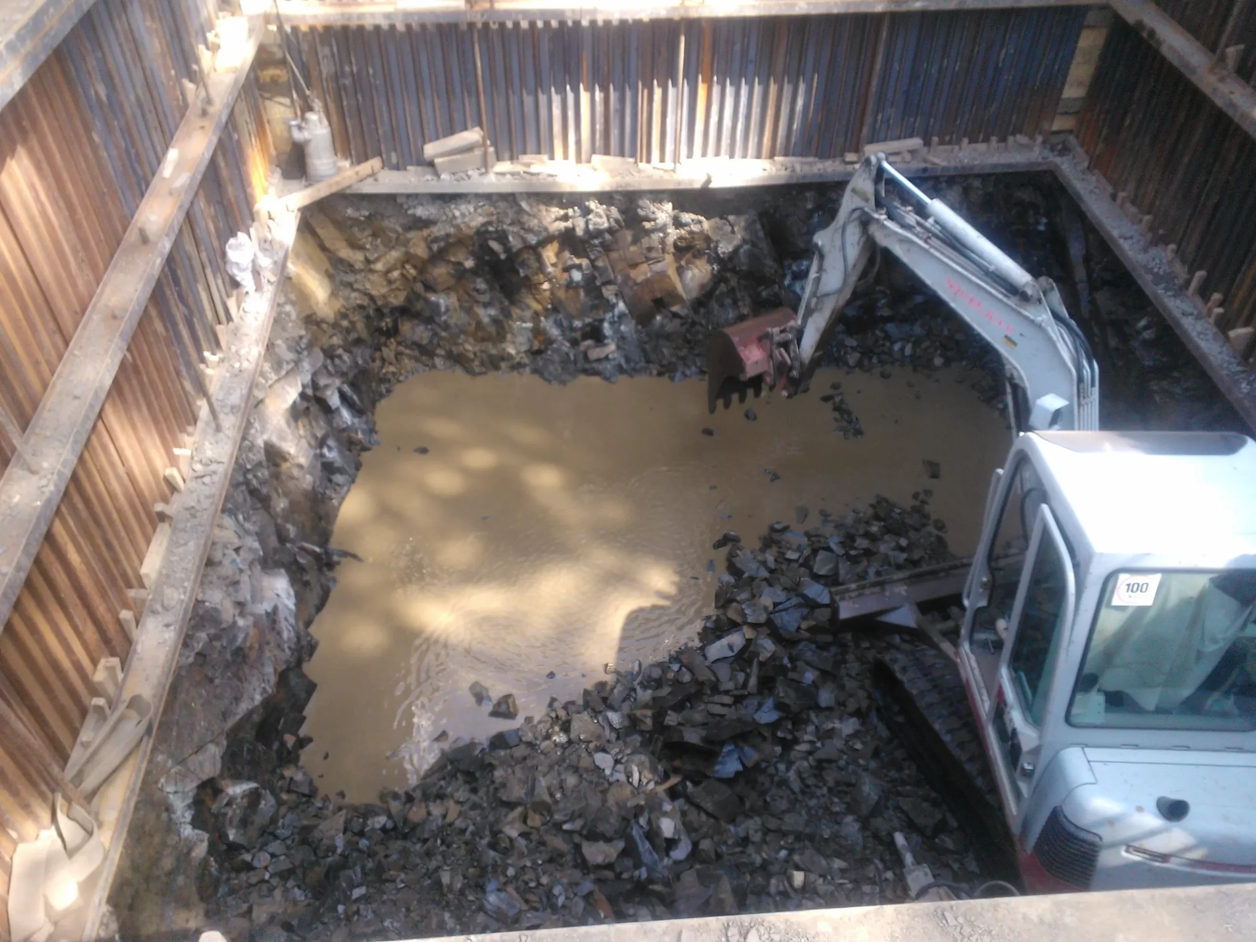 Zemní a výkopové práce Construction Taurus Praha Kladno (8)